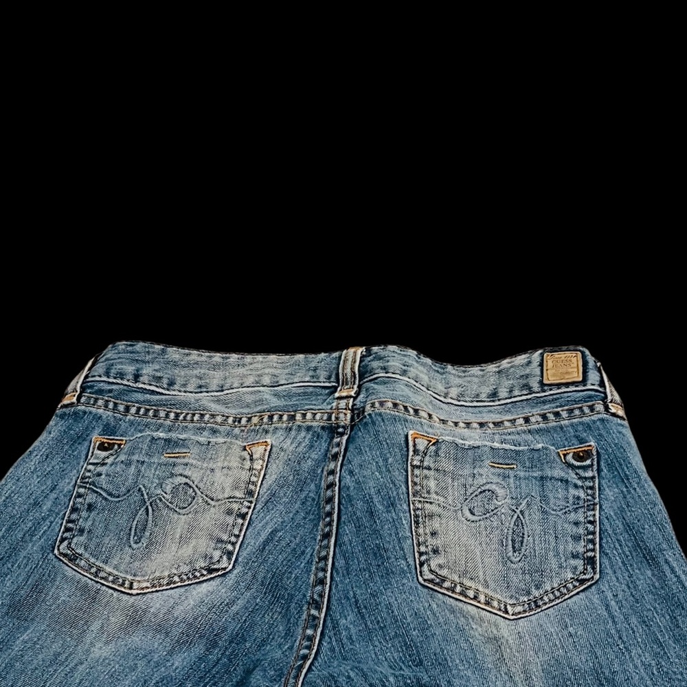 Guess Capris - Size 26 - Slim Leg - Picture 5 of 6